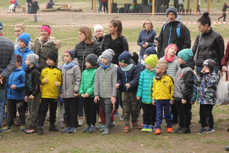 Mistrzostwa Polic i Mistrzostwa Województwa LDK! W Biegach Przełajowych [foto/wideo]