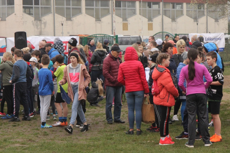 Mistrzostwa Polic i Mistrzostwa Województwa LDK! W Biegach Przełajowych [foto/wideo]