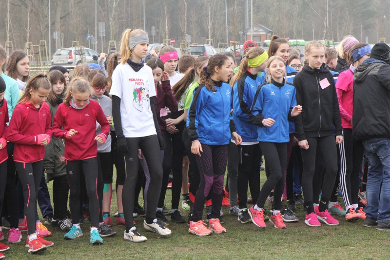 Mistrzostwa Polic i Mistrzostwa Województwa LDK! W Biegach Przełajowych [foto/wideo]