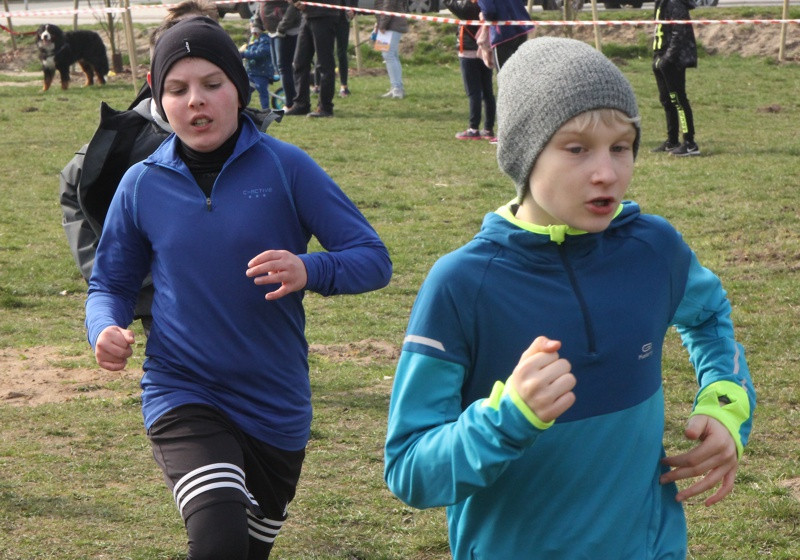 Mistrzostwa Polic i Mistrzostwa Województwa LDK! W Biegach Przełajowych [foto/wideo]
