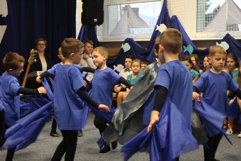 Anioły lubią żywioły – wystawa w Trzebieży [foto]