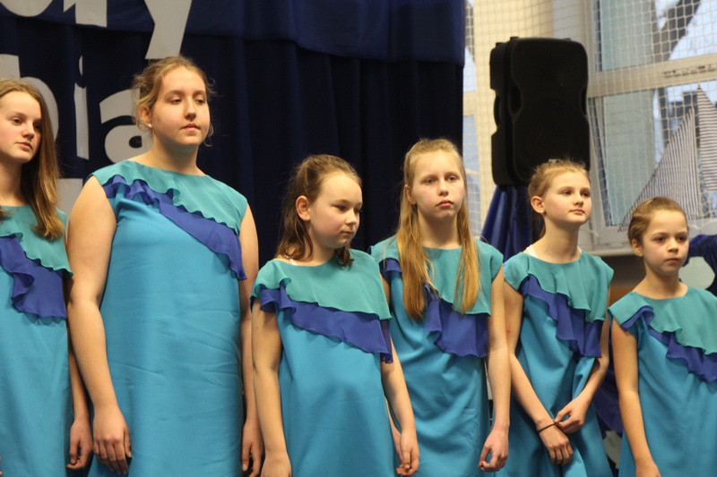 Anioły lubią żywioły – wystawa w Trzebieży [foto]