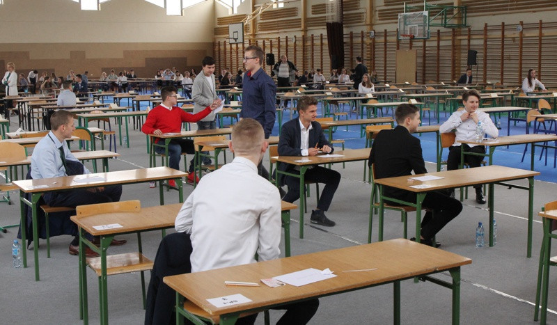 Rozpoczęły się egzaminy gimnazjalne [foto/wideo]