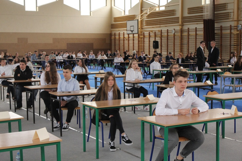 Rozpoczęły się egzaminy gimnazjalne [foto/wideo]