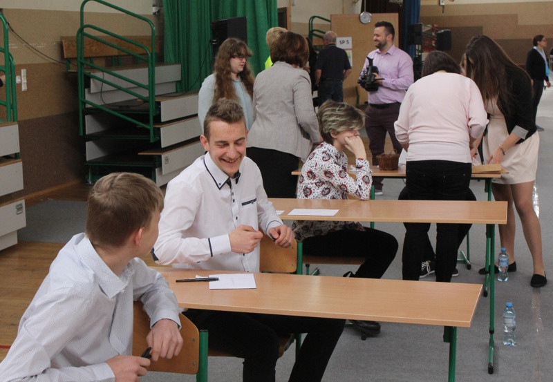 Rozpoczęły się egzaminy gimnazjalne [foto/wideo]