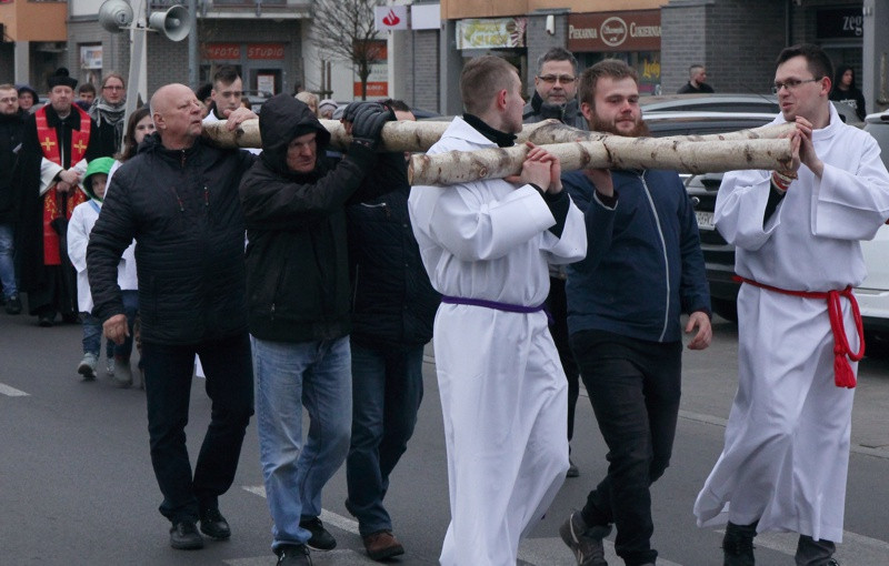 Droga Krzyżowa ulicami miasta