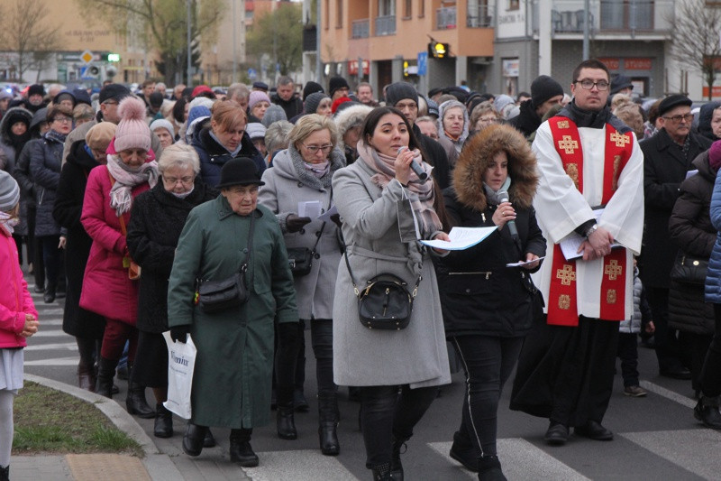 Droga Krzyżowa ulicami miasta