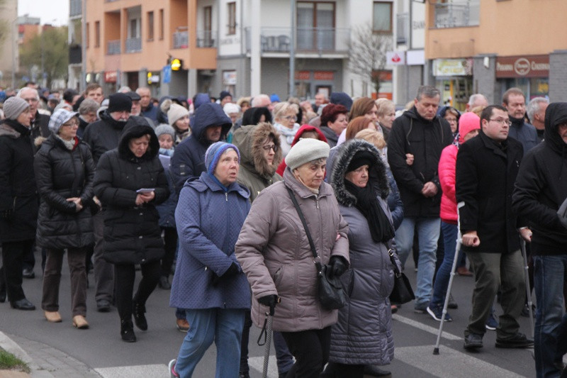 Droga Krzyżowa ulicami miasta