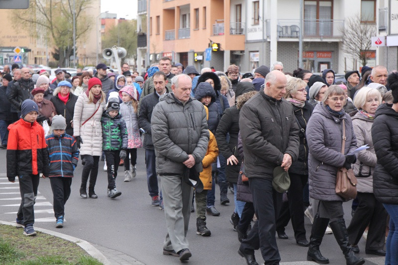 Droga Krzyżowa ulicami miasta