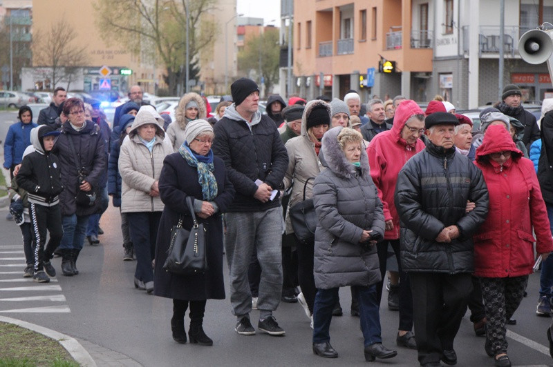 Droga Krzyżowa ulicami miasta