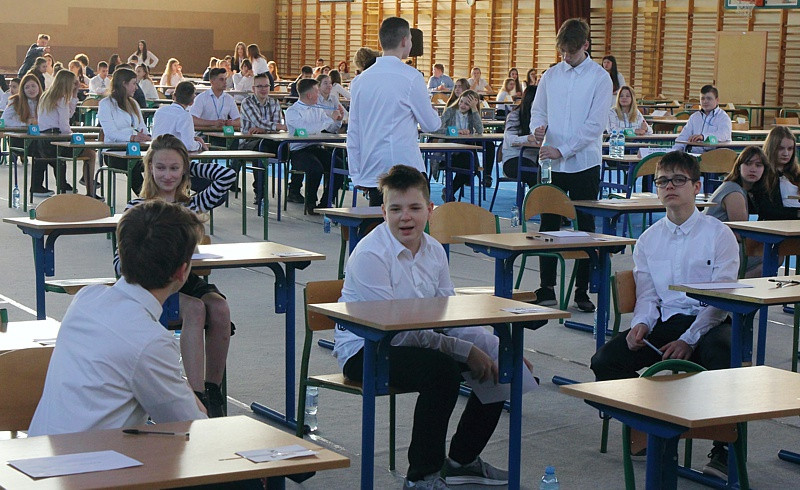 Egzamin ósmoklasisty – historyczny i w wyjątkowych warunkach