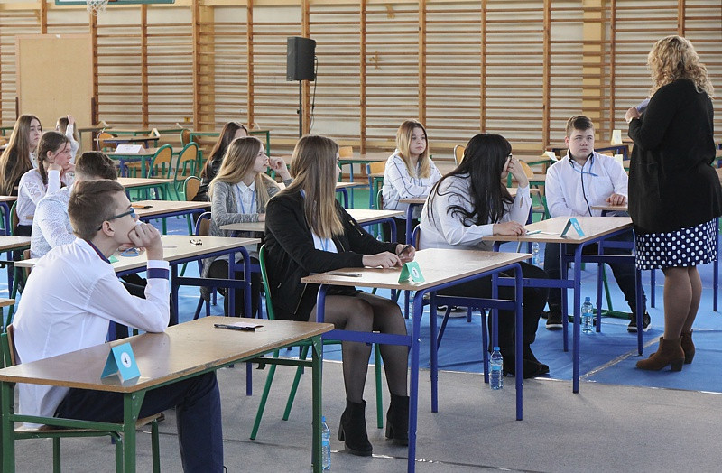 Egzamin ósmoklasisty – historyczny i w wyjątkowych warunkach