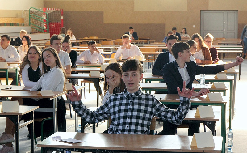 Egzamin ósmoklasisty – historyczny i w wyjątkowych warunkach