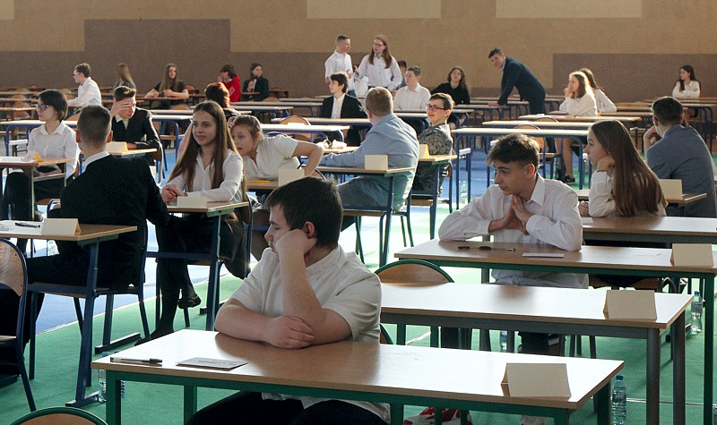 Egzamin ósmoklasisty – historyczny i w wyjątkowych warunkach