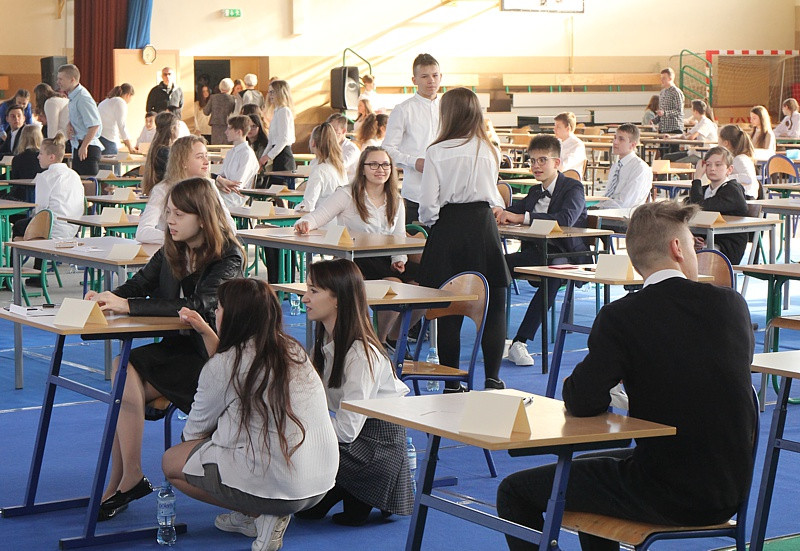 Egzamin ósmoklasisty – historyczny i w wyjątkowych warunkach