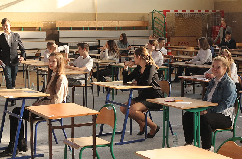 Egzamin ósmoklasisty – historyczny i w wyjątkowych warunkach