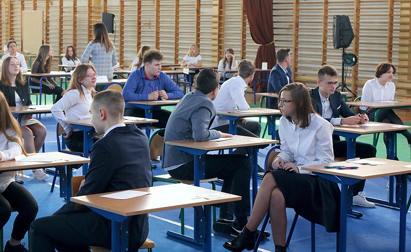 Egzamin ósmoklasisty – historyczny i w wyjątkowych warunkach