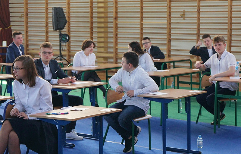 Egzamin ósmoklasisty – historyczny i w wyjątkowych warunkach