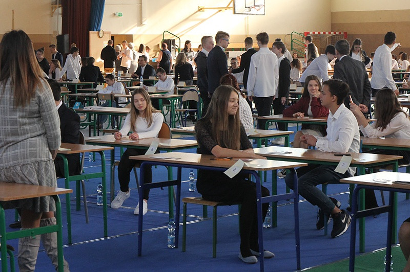 Egzamin ósmoklasisty – historyczny i w wyjątkowych warunkach