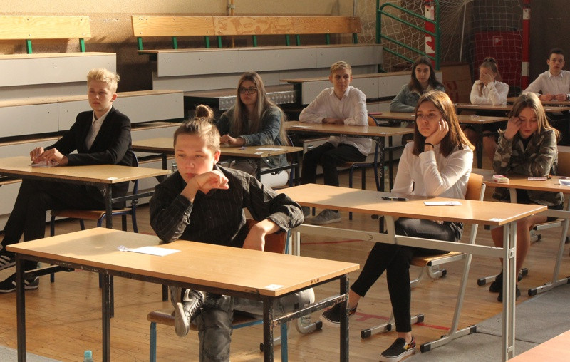 Egzamin ósmoklasisty – historyczny i w wyjątkowych warunkach