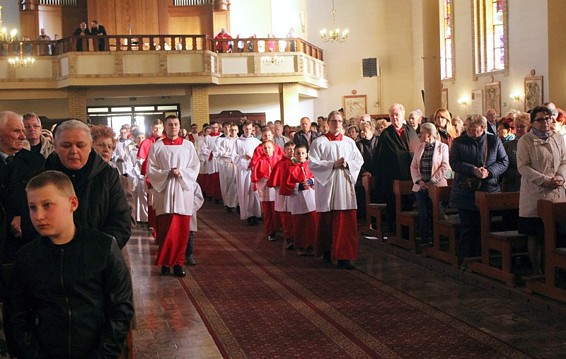 Wielki Piątek - Liturgia Męki Pańskiej