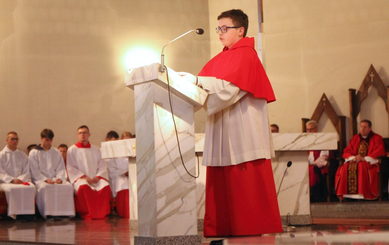 Wielki Piątek - Liturgia Męki Pańskiej