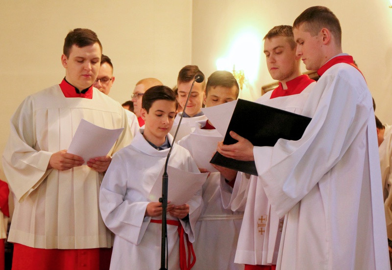 Wielki Piątek - Liturgia Męki Pańskiej