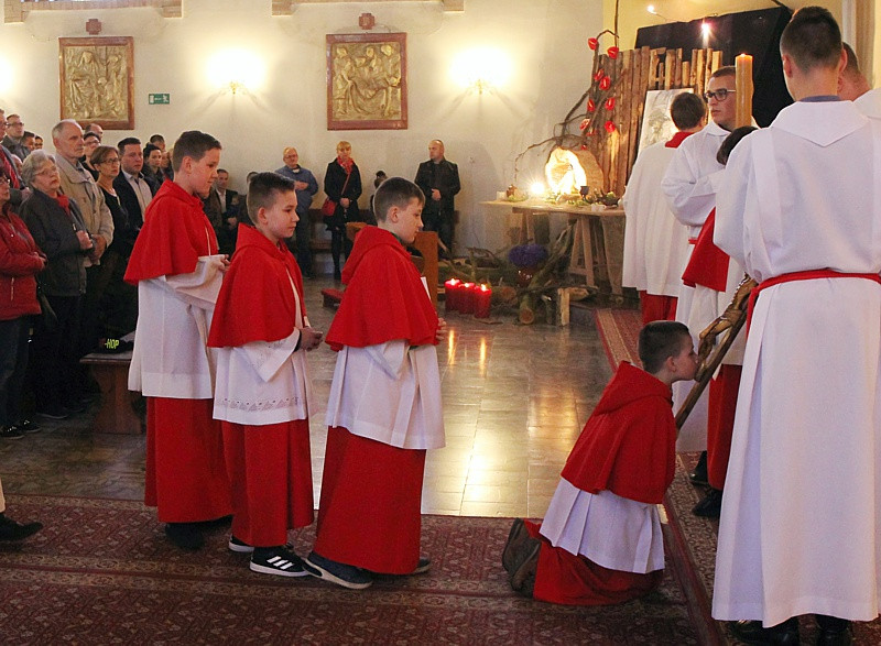 Wielki Piątek - Liturgia Męki Pańskiej