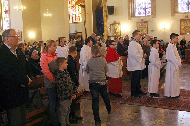 Wielki Piątek - Liturgia Męki Pańskiej