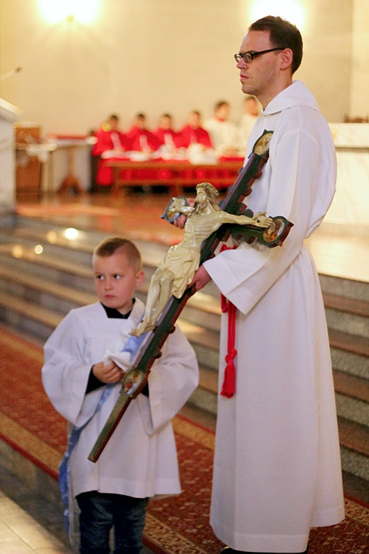 Wielki Piątek - Liturgia Męki Pańskiej