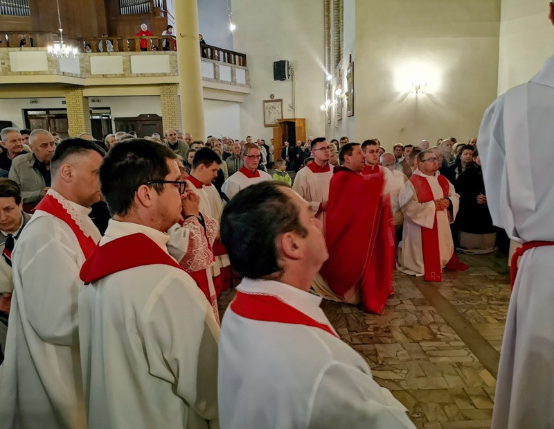 Wielki Piątek - Liturgia Męki Pańskiej