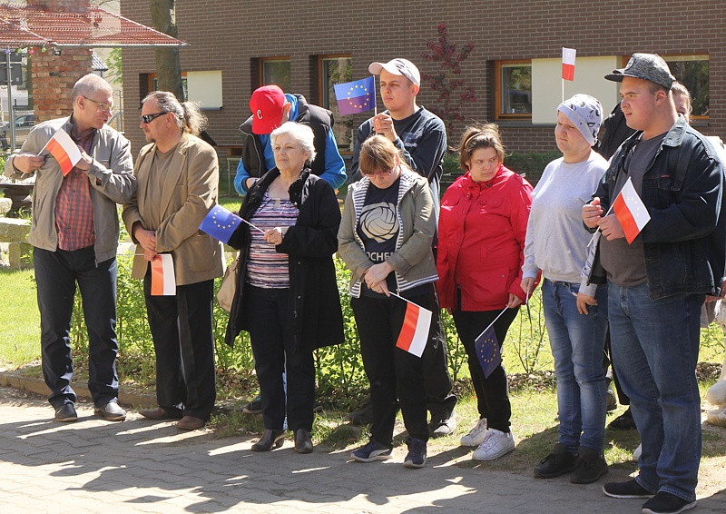 Uroczystość wciągnięcia flagi w PSONI