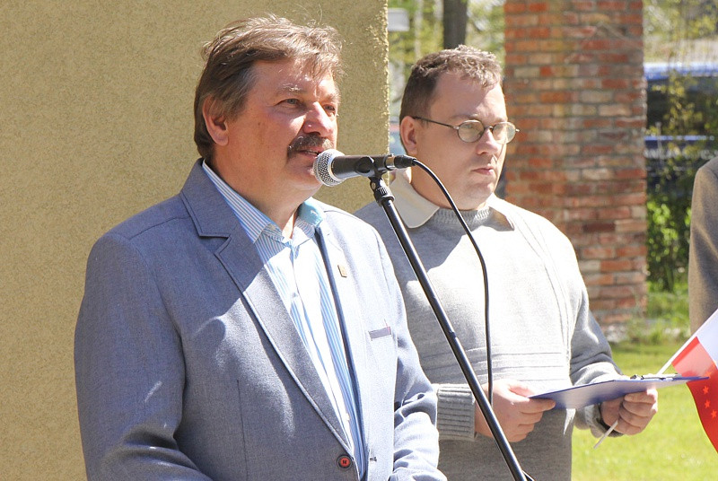 Uroczystość wciągnięcia flagi w PSONI