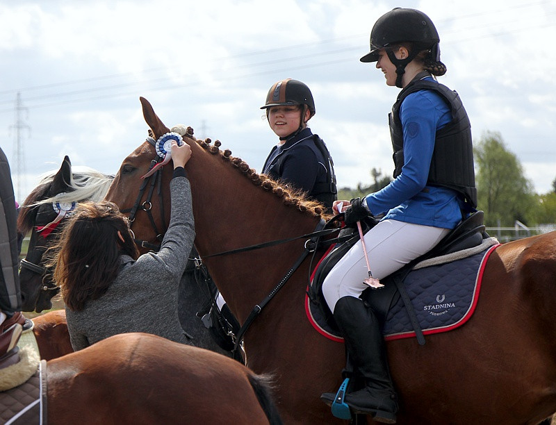 Festyn rodzinny i skoki przez przeszkody w Przęsocinie