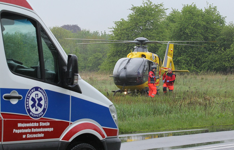 Zderzenie ciężarówek na ul. Jasienickiej w Policach