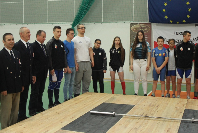 AKS PROMIEŃ wygrywa turniej z okazji Konstytucji 3 maja