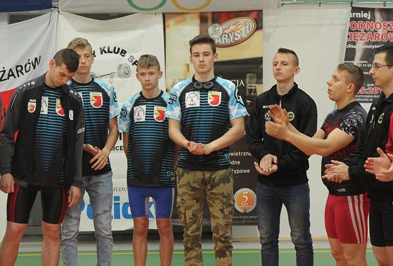 AKS PROMIEŃ wygrywa turniej z okazji Konstytucji 3 maja