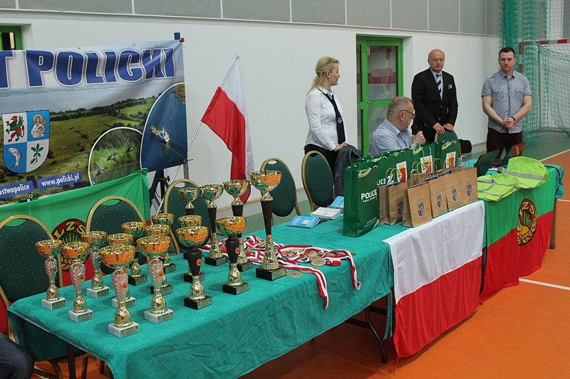 AKS PROMIEŃ wygrywa turniej z okazji Konstytucji 3 maja