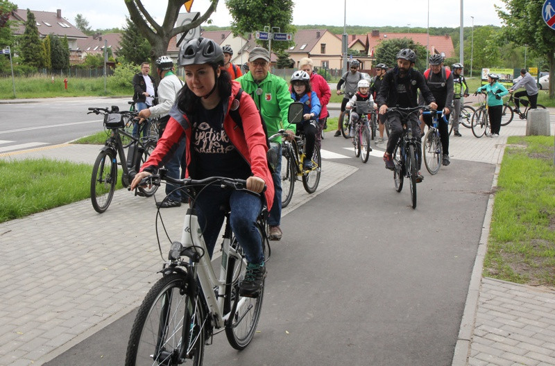 Rajd rowerowy i otwarcie nowego odcinka ścieżki rowerowej
