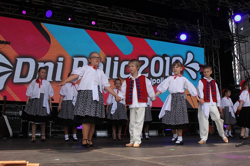 #DNIPOLIC Prezentacje dziecięcych i młodzieżowych zespołów [foto]