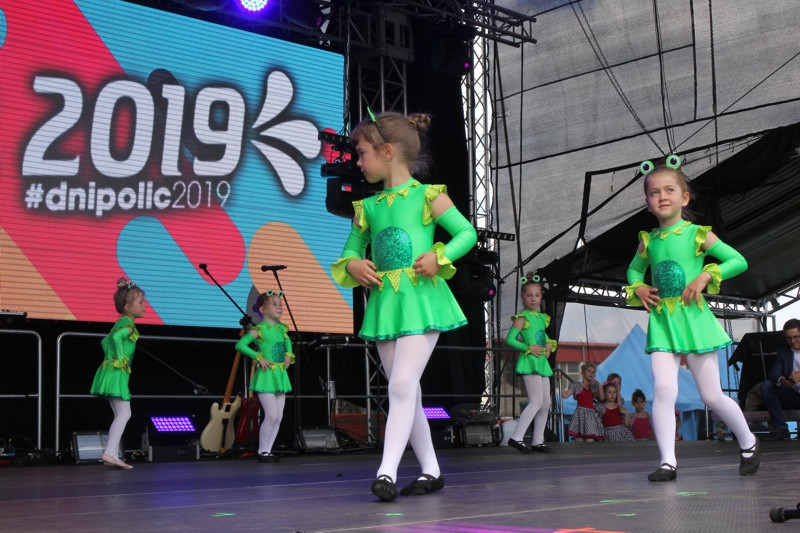 #DNIPOLIC Prezentacje dziecięcych i młodzieżowych zespołów [foto]