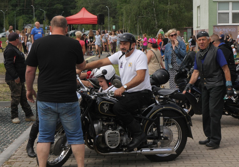 Kolorowo 'Z uśmiechem do lata'