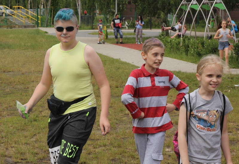 Kolorowo 'Z uśmiechem do lata'