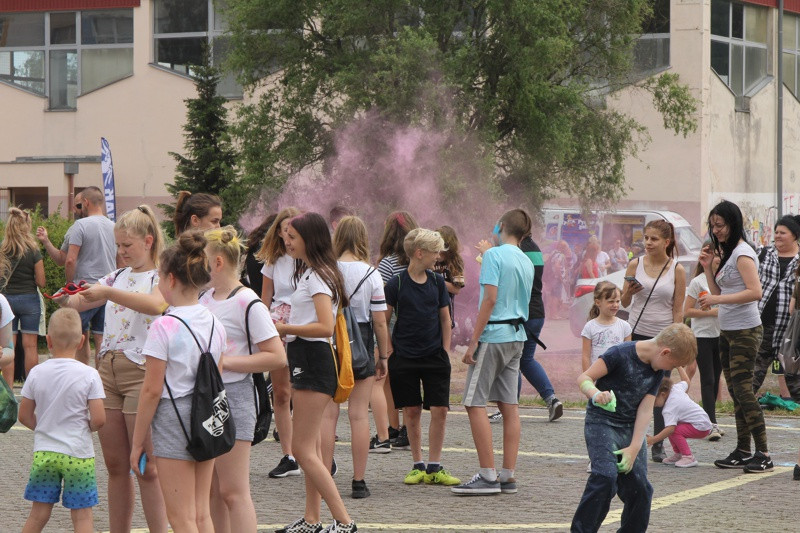 Kolorowo 'Z uśmiechem do lata'