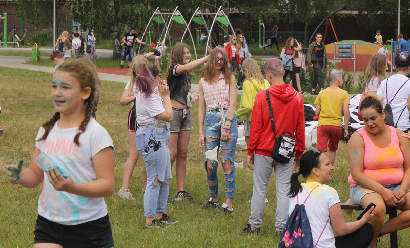 Kolorowo 'Z uśmiechem do lata'