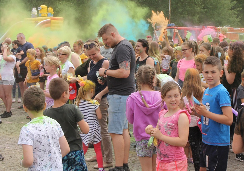 Kolorowo 'Z uśmiechem do lata'