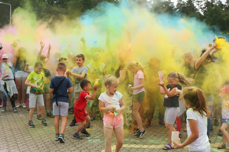 Kolorowo 'Z uśmiechem do lata'