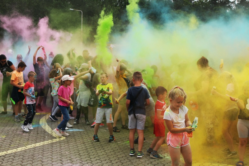 Kolorowo 'Z uśmiechem do lata'