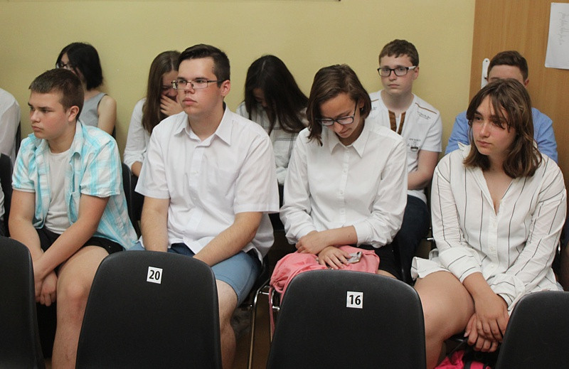 35 procent demokracji – policki okrągły stół