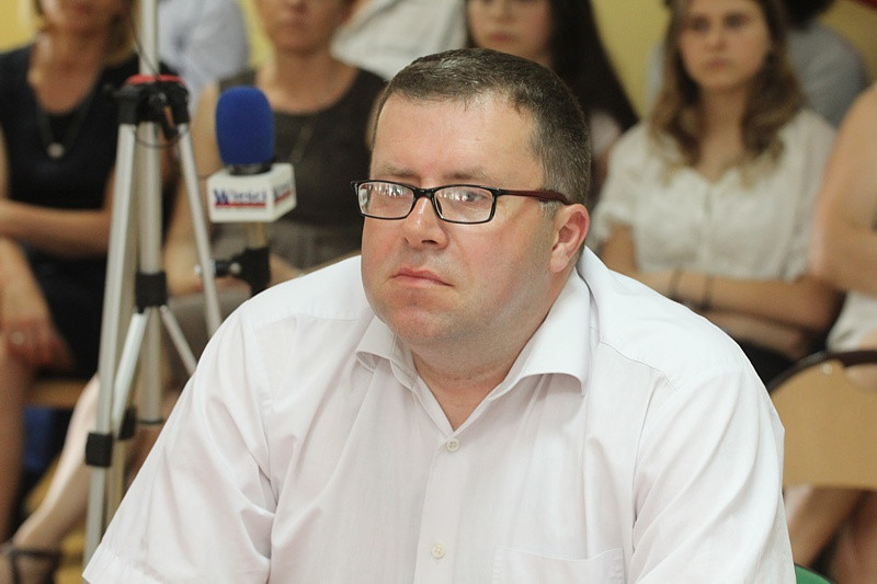 35 procent demokracji – policki okrągły stół